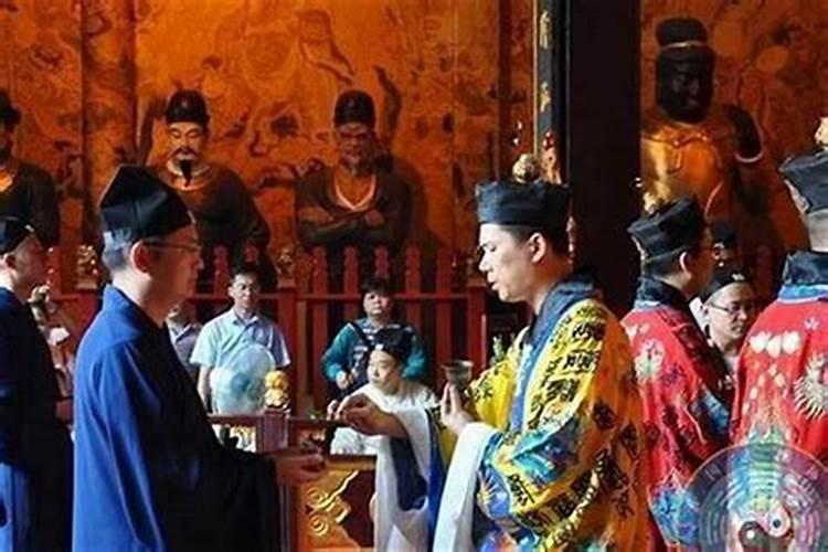 梦见去女朋友家里父母不同意