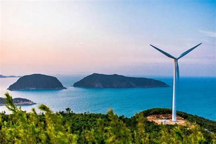 属蛇人2025年犯太岁的化解方法