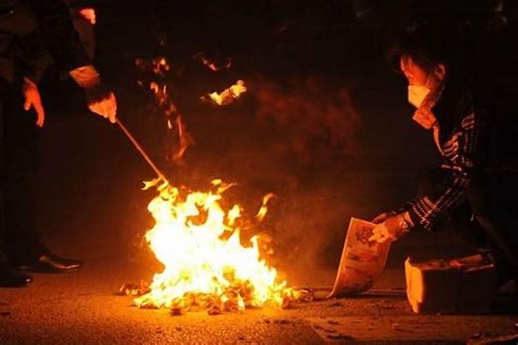 有龙源期刊网的会员么？求助下载一篇文章!!