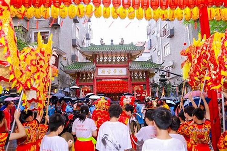 重庆老君洞在哪个位置:从南平南路有公交车去吗