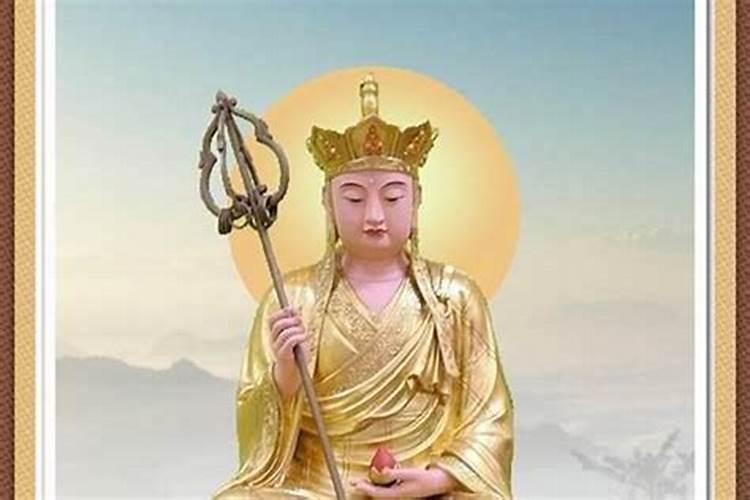 和前男友分手两年多了,但是最近总梦到他,要不要联系他呢？