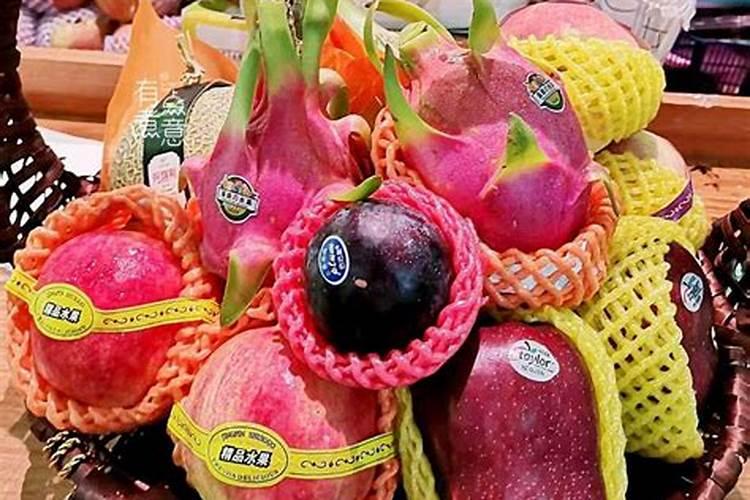 七月十五鬼节当天去墓地扫墓带供品吗