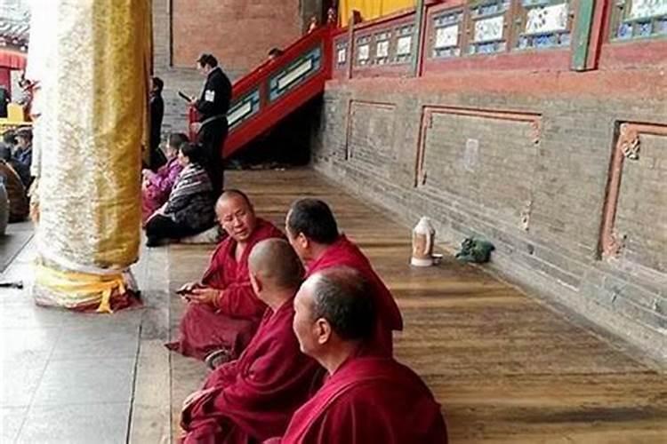 72年属鼠2025年运势及运程每月运程