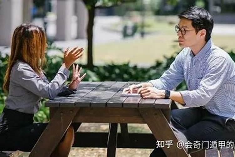 梦见和已故的外公说话的预兆