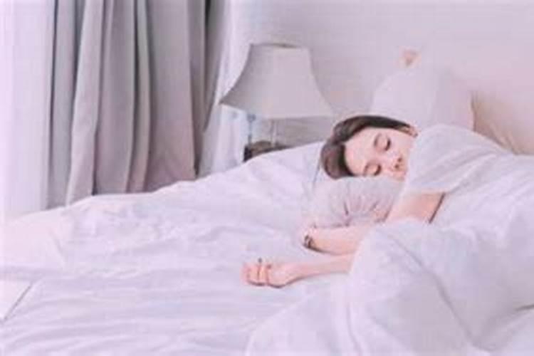梦见和别人聊天什么意思 梦见和别人聊天的含义