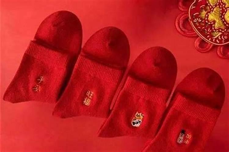 祭拜婴灵 给婴灵立神主牌 是要找神婆还是去什么庙里？求具体答案