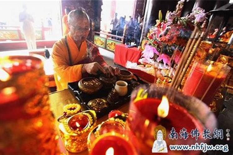 清明节有哪三个风俗