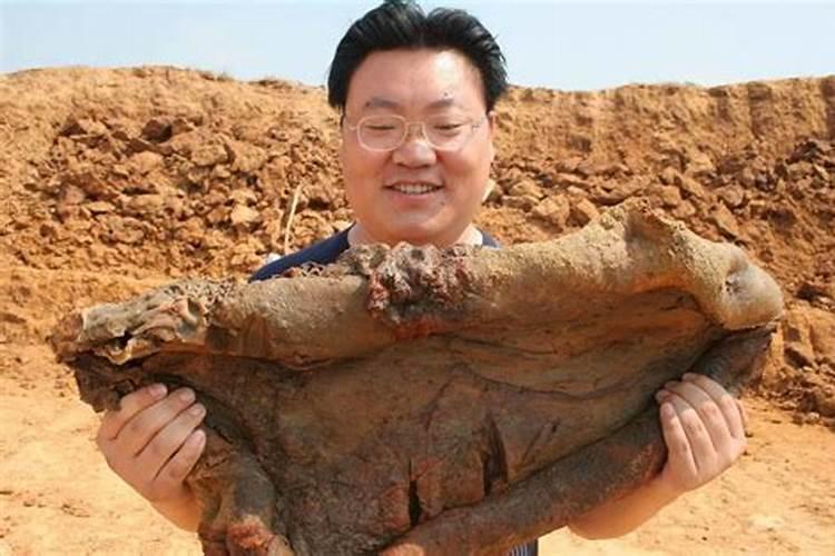 2025年腊月初十是黄道吉日吗