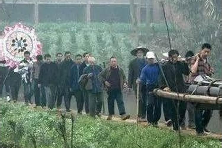 办丧事下雨是什么预兆？