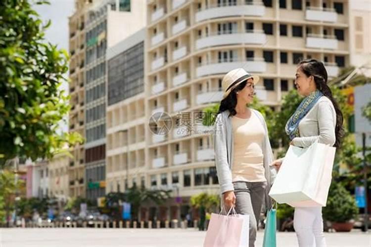 男属鼠,女属牛在2023年5月几号结婚最佳？合结婚吗