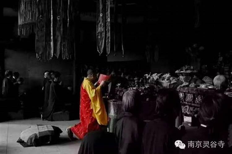 请帮我写份关于虎年,本命年的对联