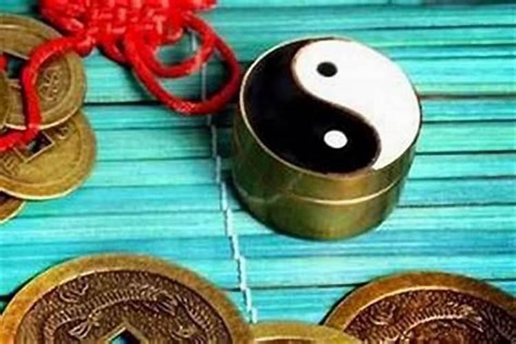 属蛇的什么时候犯太岁 这四个年份犯太岁怎么办？