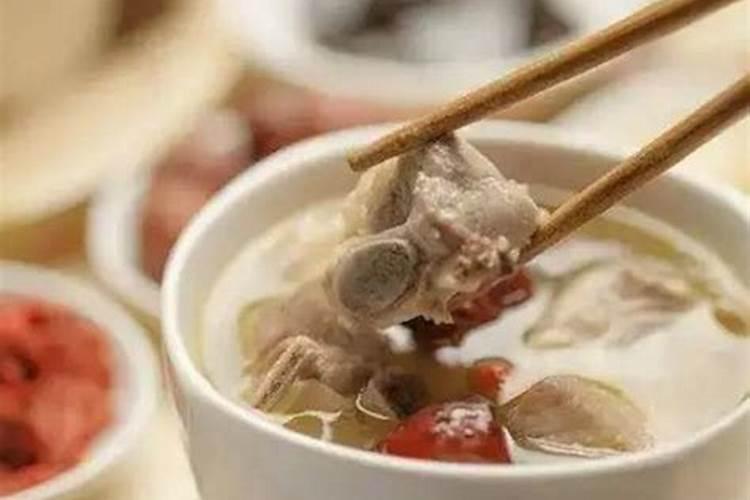 怀孕梦见喝鱼汤吃鱼代表什么  百度宝宝知道