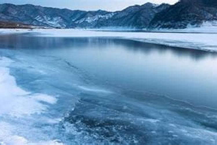 周公解梦梦见湖水上涨表示什么