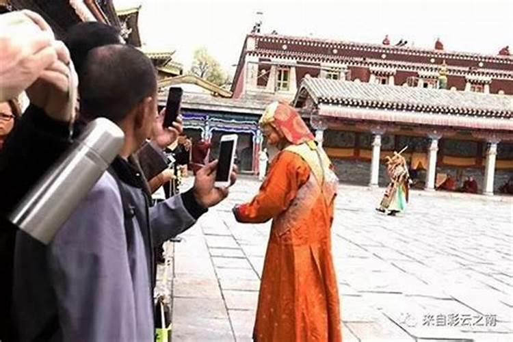 我给老公离婚几个月了,梦见他突然回来了