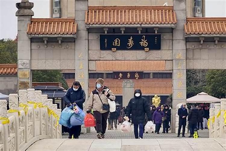 怎么看结婚日子合适双方八字,结婚看日子是看双方的生辰八字吗