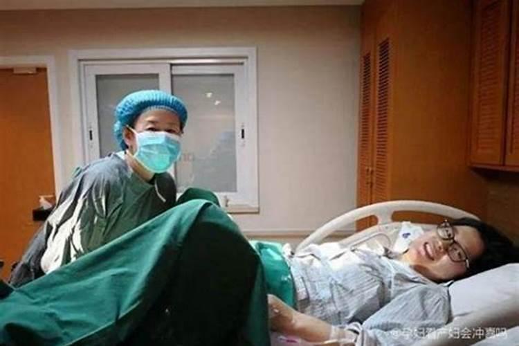 想请问有缘人:财神去哪儿求？怎么求？谢谢了。
