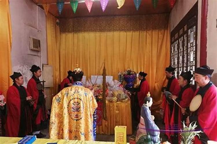 看八字有几个合属于中婚 夫妻合几个字最好