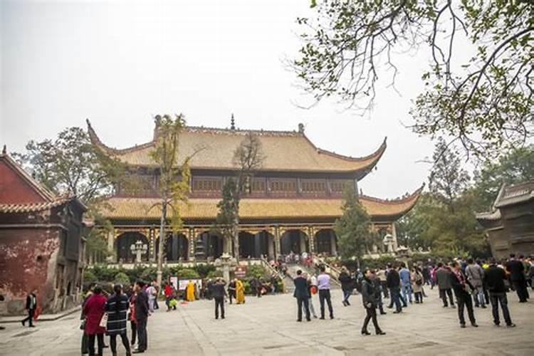 请问南岳有没有化解本命年犯太岁的？