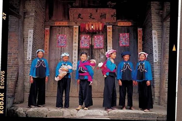 三易先生:九四年属狗的是什么命？