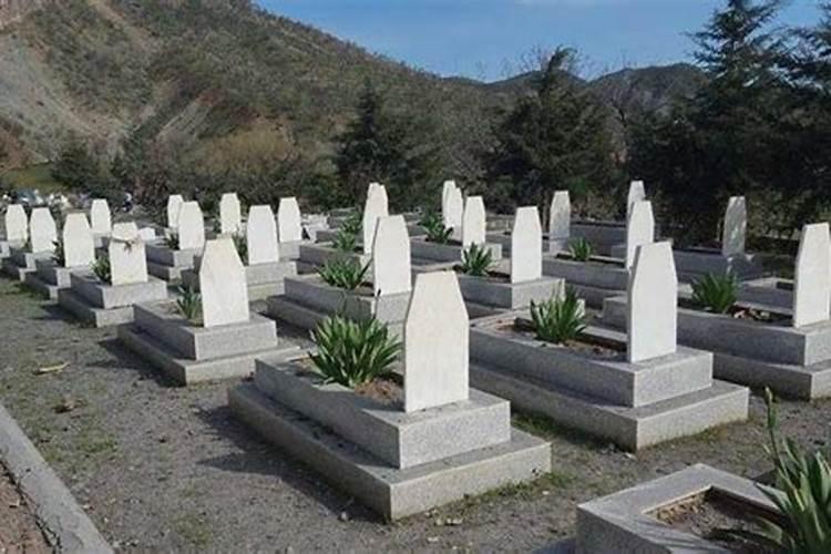 梦见与死去的亲人吵架的预兆