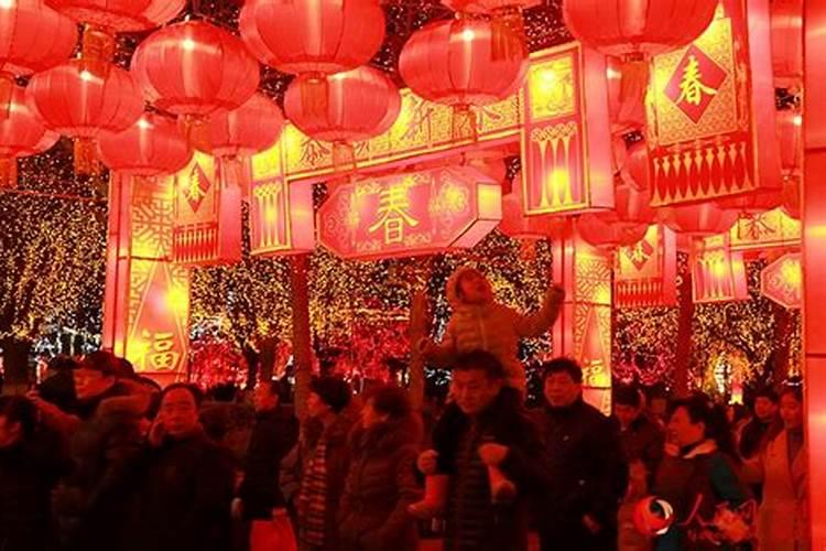 2025年属鸡的犯太岁吗