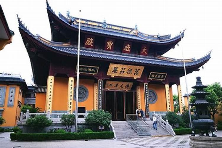 2025年属兔运势