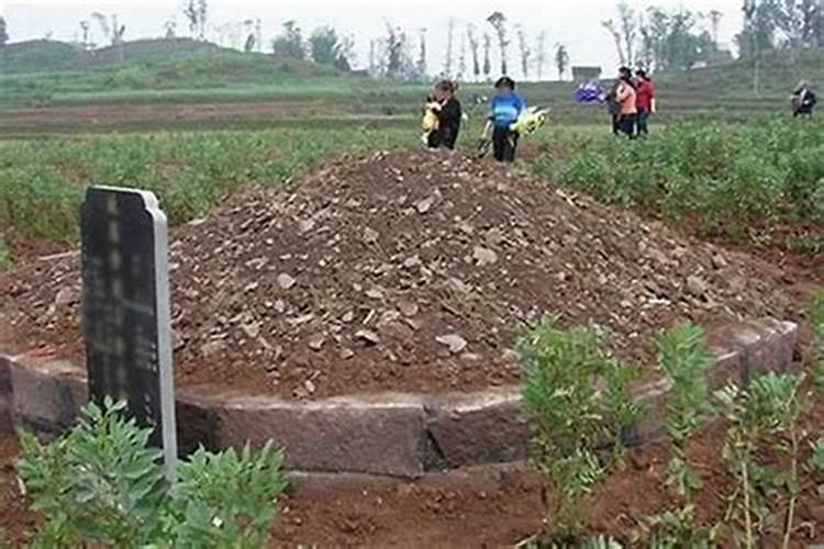 去墓地影响运势吗,请问亲人的墓地能影响家人的运势吗