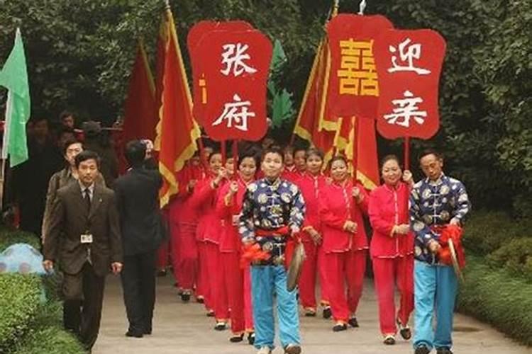 什么叫婚姻合配紫微房,注定是夫妻的紫微命盘