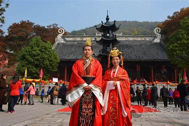 合婚表文图上供用的表文书,文疏的升疏上表