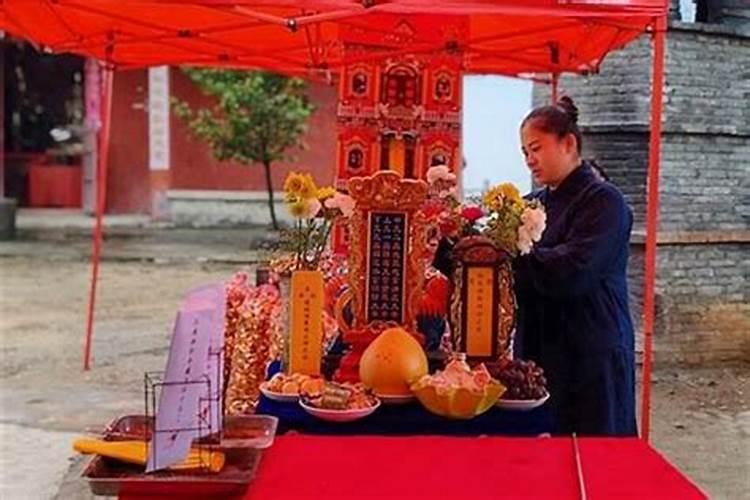 男人好像不太明白为什么女人愿意不孕不育