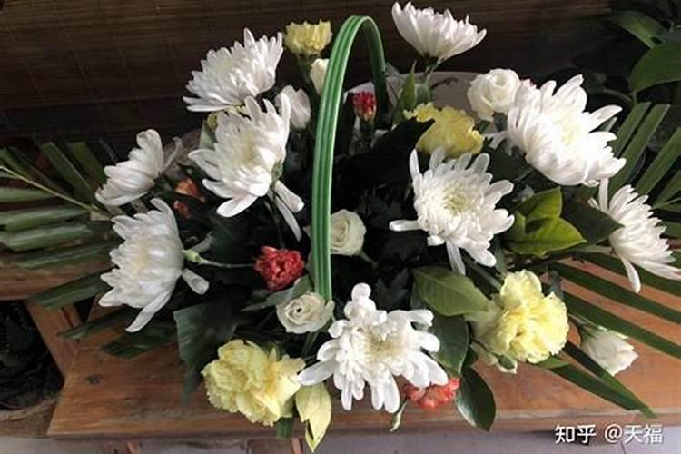江西在哪里可以批发到清明扫墓用的塑料花？