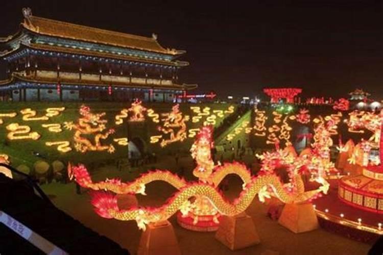 我94年的狗在15年有什么成就能遇贵人吗