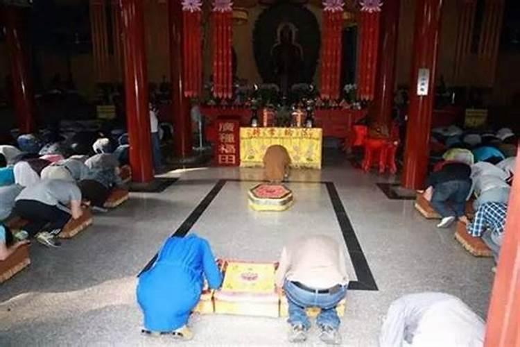 佛教中,“破执,回向”是什么意思？