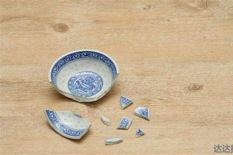 本命年穿红一定要大红色吗