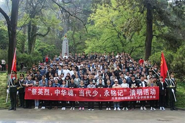 1965年属蛇人2025年运势及运程