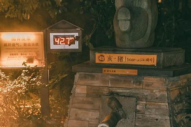为什么占便宜叫吃豆腐？为什么死人了要吃豆腐饭？这两者有关系吗？