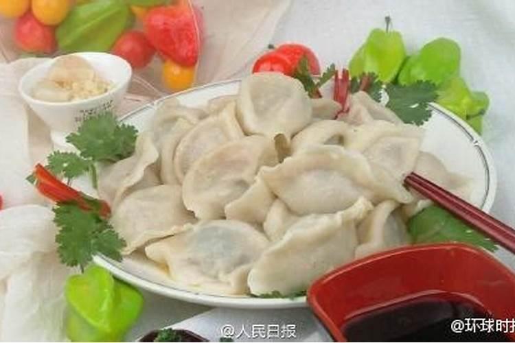 小鸟飞进家里有什么预兆,抓住后又放飞它吗？