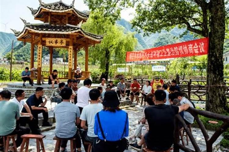 2025属蛇本命年可以领证吗 属蛇人适合在什么时候结婚