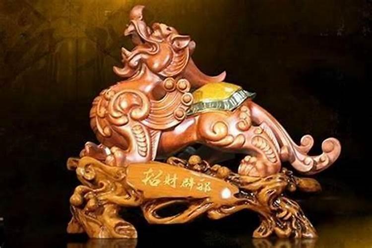 2025年化太岁的方法