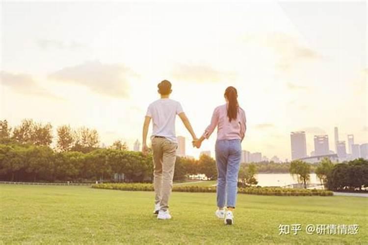 梦见前男友有了新的女友的预兆