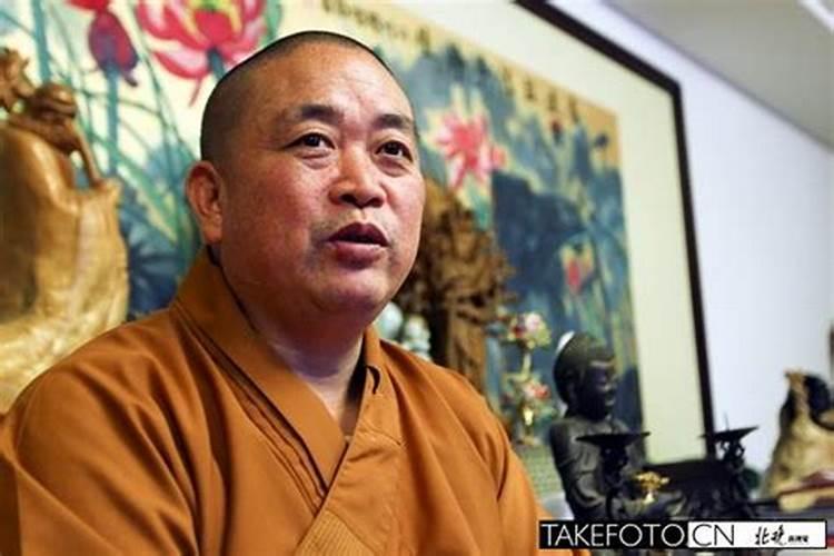 妙缘是什么人。是师太么。还是尼姑