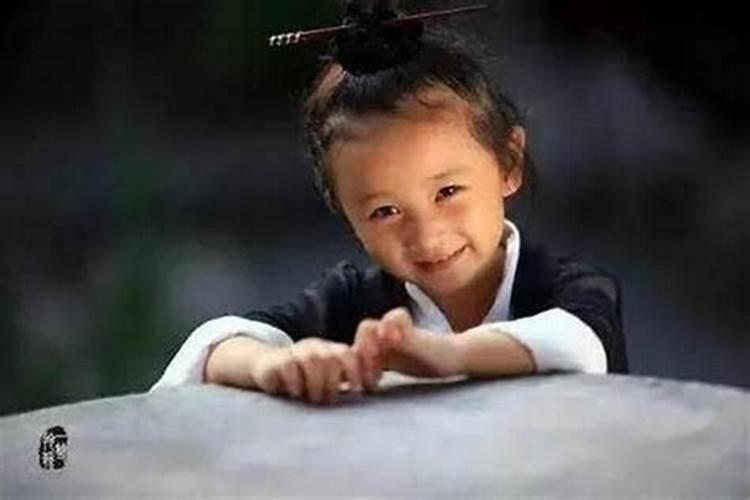 发朋友圈讽刺耍心眼人的说说 辱骂小人的最毒句子