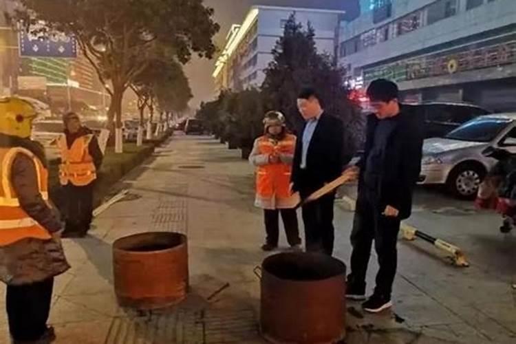 属鸡的哪些年份犯太岁 本命年犯太岁鼠年破太岁？