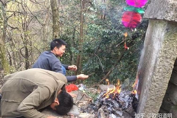 93年属鸡运气怎么样,93年属鸡的是什么命