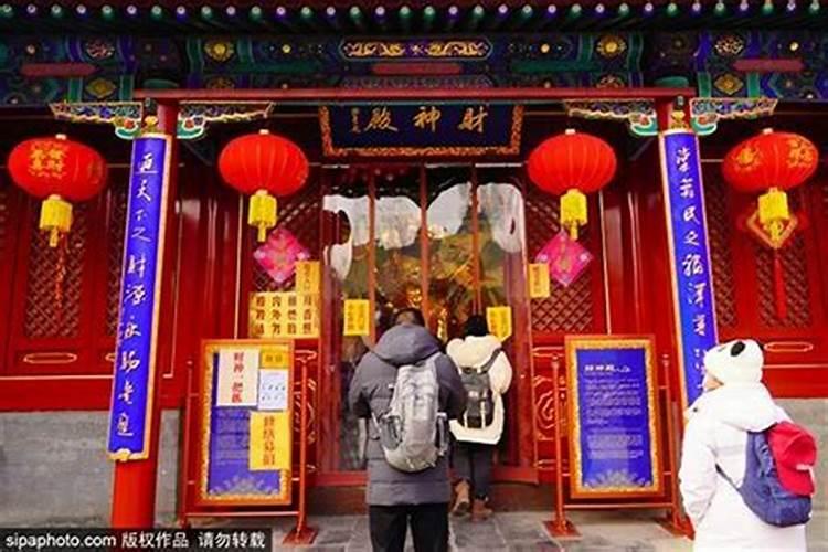 甘肃附近冬季有什么好玩的地方