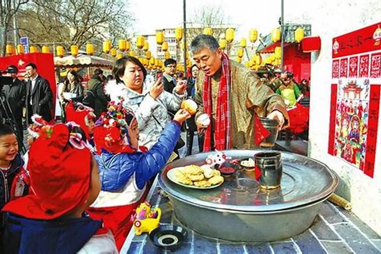 西安过小年的时候,一般都会准备什么特色吃食？