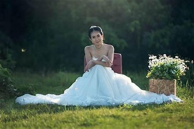 八字怎么看婚期在几时 四柱看结婚时间？