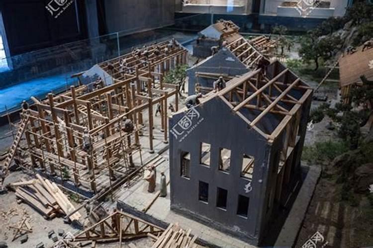 农村的三角形宅基地,能否在这里自建房屋？