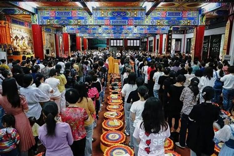 童子命信佛还是信基督教好